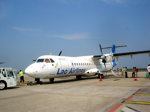 08.寮國航空的ATR-72