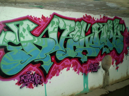 graffiti tags images. Dviant Graffiti Tag in