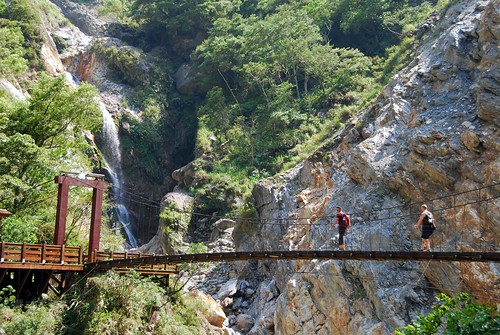 bridge to baiyang waterfall, taroko gorge