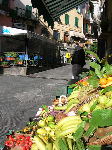 Cinque Terre :: Riomaggiore by Waldir PC ♥ Ana Claudia Crispim