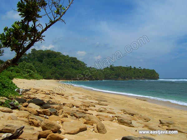 Balekambang Beach Resort - Malang