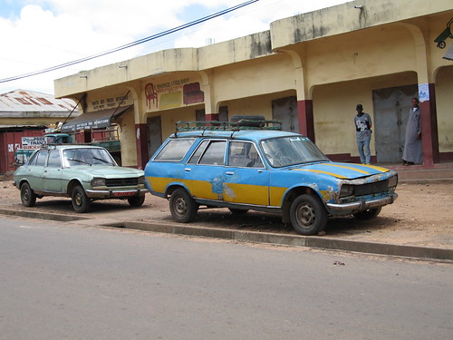 Peugeot 504 and 504 break in GuineaConakry They live tough lives out here