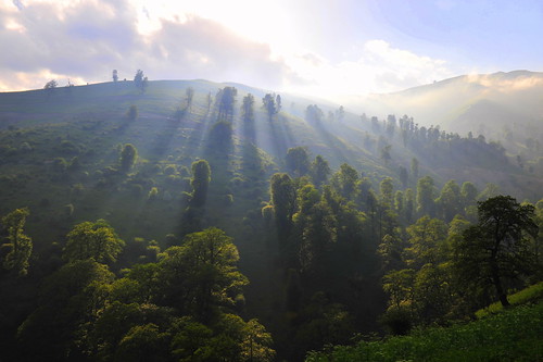 フリー画像|自然風景|丘の風景|太陽光線|イラン風景|フリー素材|
