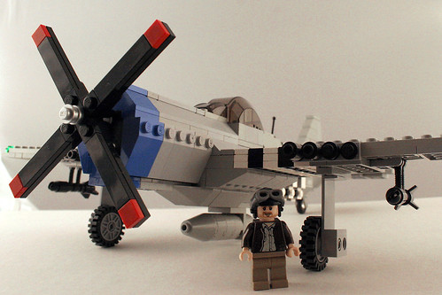 LEGO P-47 Thunderbolt - 3/4 front view w/pilot