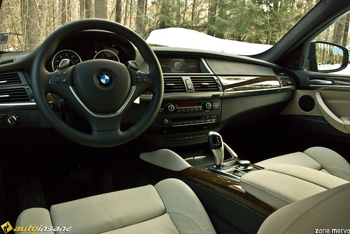 BMW X6 interior Vehicle Specs 2009 BMW X6 xDrive 50i 407horsepower