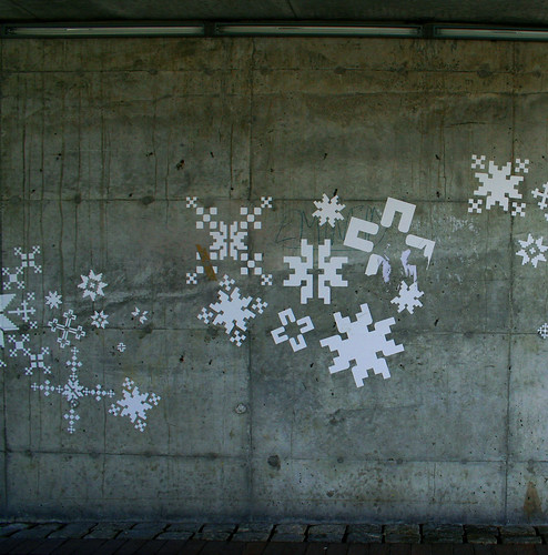 Hey-ey-ey snowflake by ingridesign.