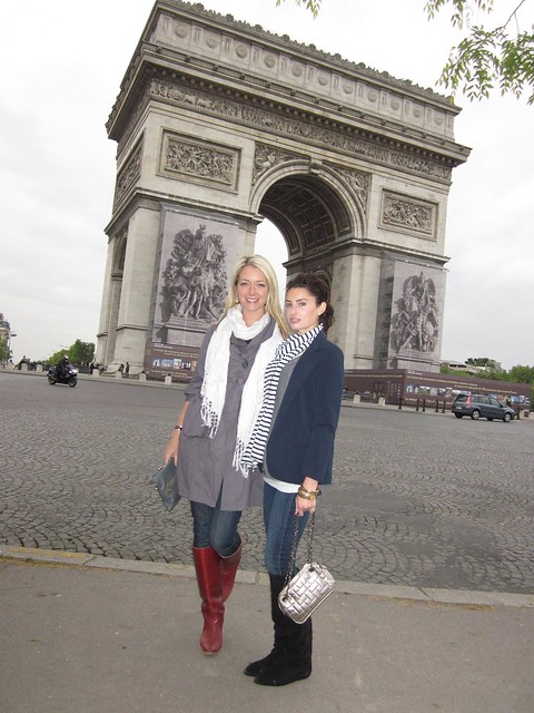 Tara Hunnewell, Samantha Gutstadt, Paris France