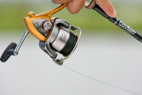 Spinning reel won't reel in. : r/Fishing