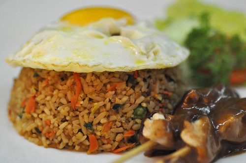 Fried rice with chicken Satay