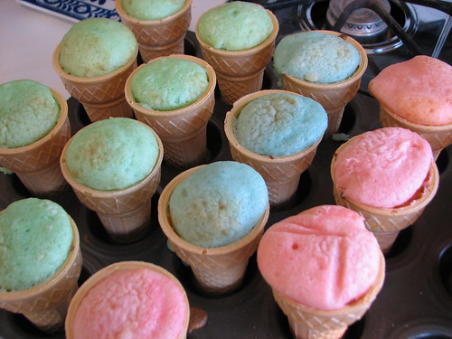 ice cream cone cupcakes