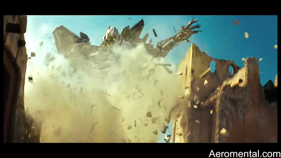Tv Spots Transformers 2 Starscream mano