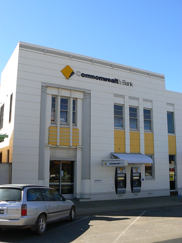 Commonwealth Bank, Leeton