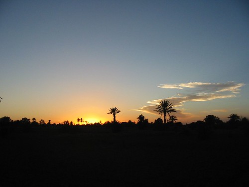 Zonsondergang boven de woestijn
