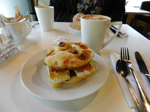 Lunch at Applegreen Acafe in Rathnew (Co. Wicklow)