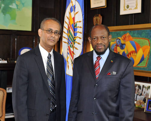 OAS Assistant Secretary General Meets with Prime Minister of Saint Kitts and Nevis