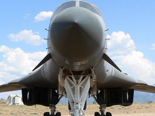 Airplane picture - Rockwell B-1 Lancer bomber US