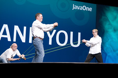 T-Shirts Throwing, General Session "Java: Change (Y)Our World" on June 2, JavaOne 2009 San Francisco