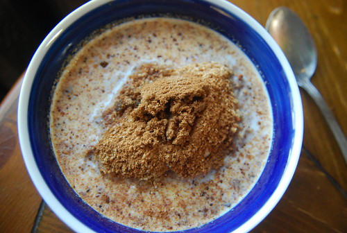 Steel-cut oatmeal with ground almonds, cinnamon, almond milk