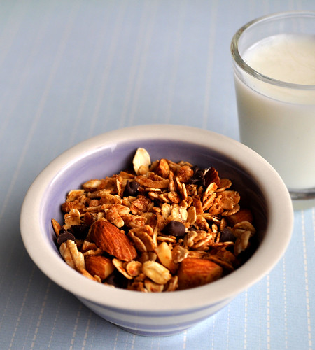 French Granola with Milk
