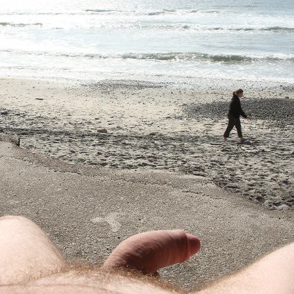 topless beach voyeur streaming turkey pics: caught, beach, caughtchanging, caughtwithyourpantsdown, nudebeach, naked