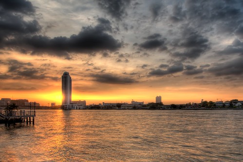 Sunset on the Chao Phraya