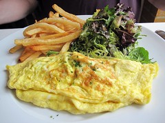 atmosphere - omelet with green onions and oyster mushrooms