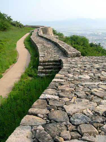 Gaya wall