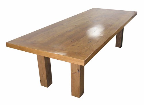 Laurel dining table