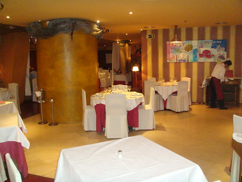 Vista del salón principal del restaurante
