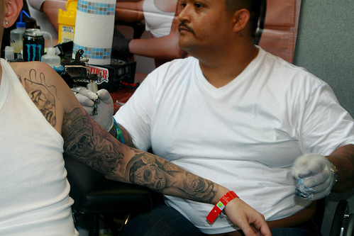 Jose Lopez from Lowrider Tattoo at work