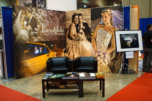 My bridal show booth by beautifoto