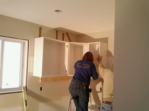 kitchen cabinets are going up