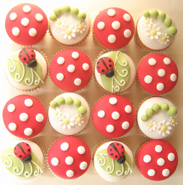 enchanted garden cupcakes