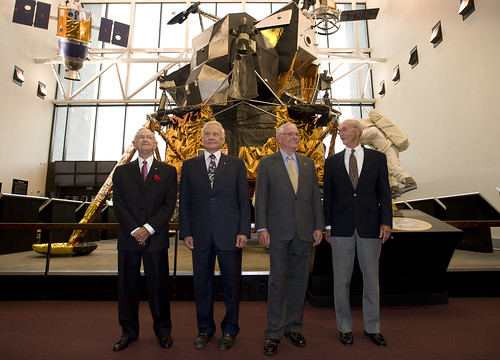 Glenn Lecture With Crew of Apollo 11 (200907190002HQ)