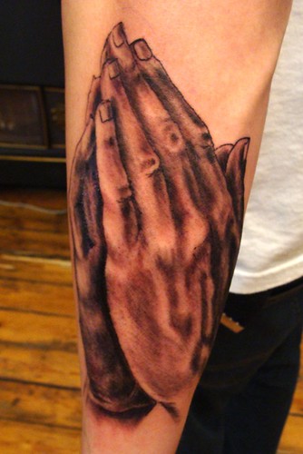 Hand Praying Tattoos