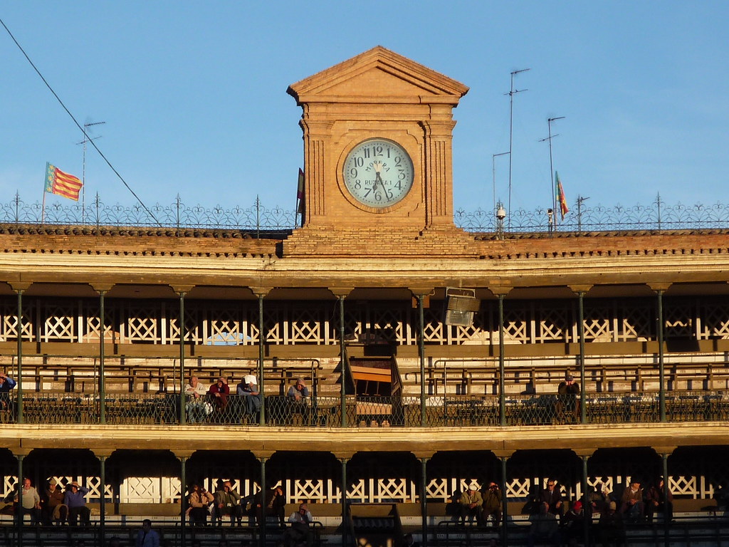 Reloj de la plaza de toros de Valencia