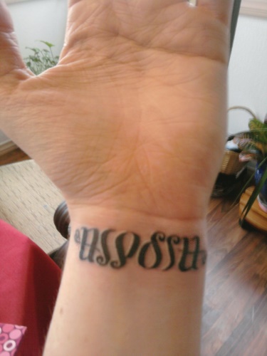  "Alyssa" Ambigram Tattoo