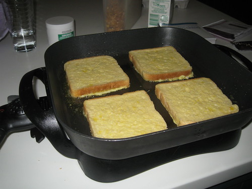 Cooking french toast