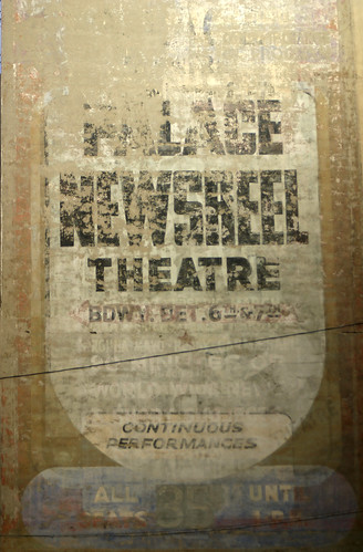 Pala-Newsreel-Theatre