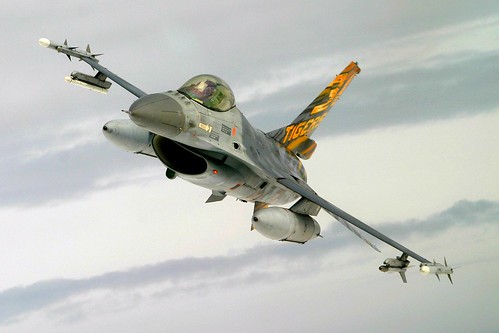 フリー画像|航空機/飛行機|軍用機|戦闘機|F-16ファイティング・ファルコン|F-16FightingFalcon|フリー素材|