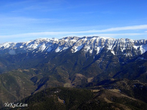 Montes nevados de los Pirineos