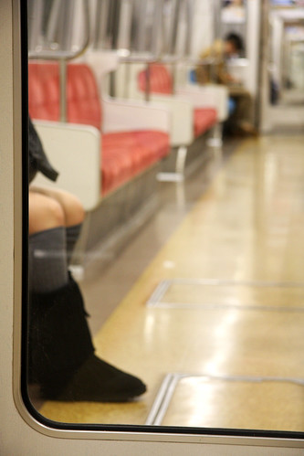 Япония. Часть седьмая. Фотозаметки о токийском метро. Loneliness