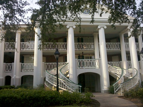 Magnolia Terrace