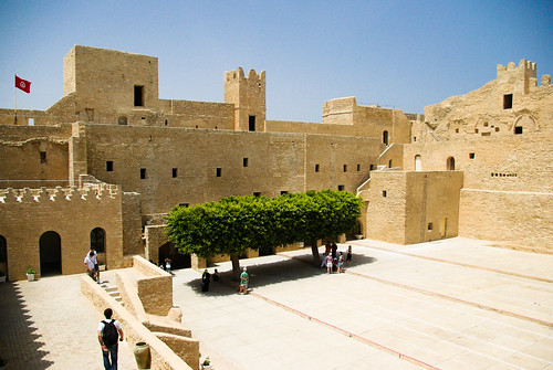 Know and a Monastir Travel