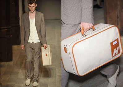 UL 53 suitcase in Toile H and taurillon clemence