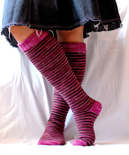 delicious stripey knee socks, finally done!