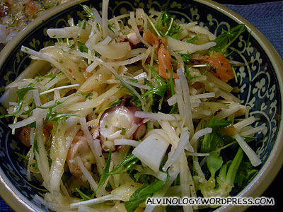 Another bowl of salad with octopus inside