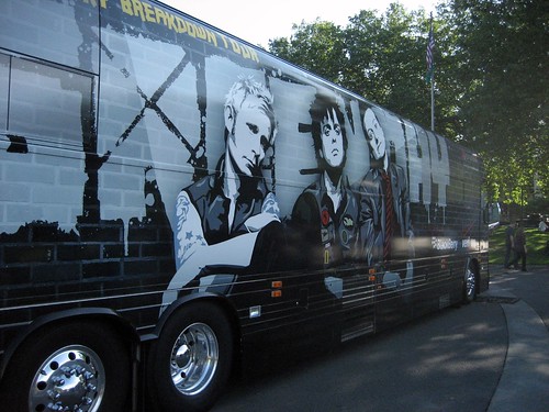 Green Day Tour Bus