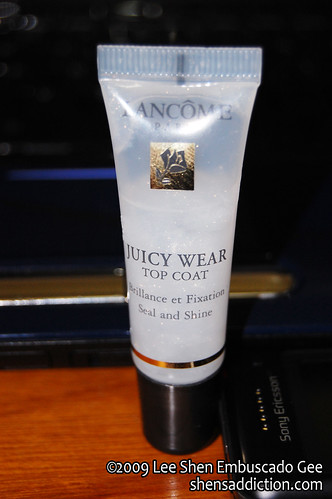 Lancome Juicy Wear Top Coat Seal and Shine by you.