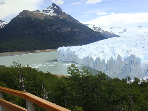 Pasarelas en el Glaciar Perito Moreno – Buenos Aires (Argentina) por hectorgarciaarmero.